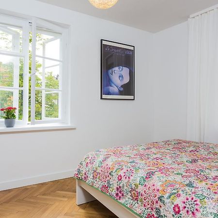 Baker Street Lejlighed Warszawa Værelse billede